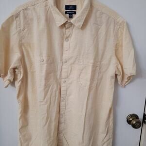 Mens short sleeved button up shirt